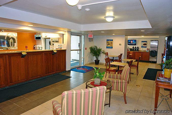 Hotel 6-buffalo, Ny - Airport - Williamsville