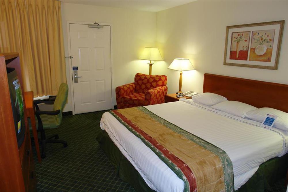 Hotel 6-buffalo, Ny - Airport -